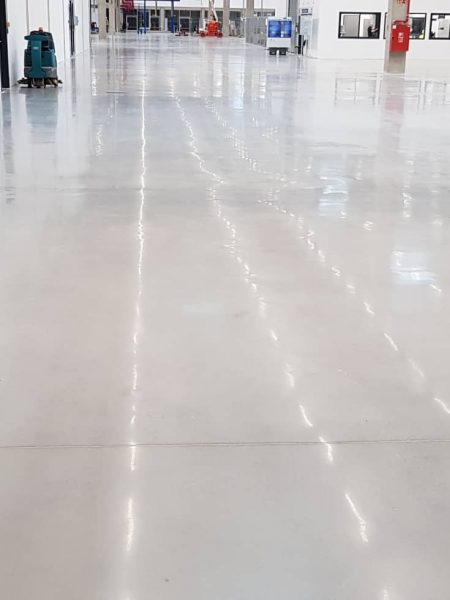 Győr Dana I_utána_56184349_2661578597246505_7293454857791340544_n